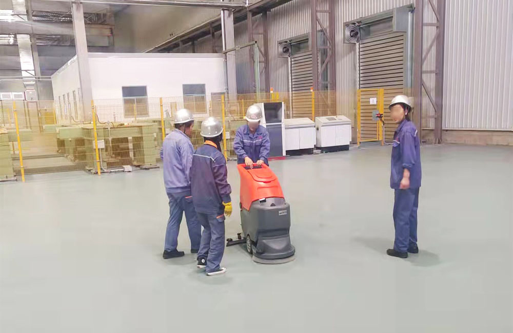 上海勝敏洗地機首次保養(yǎng)應該注意什么